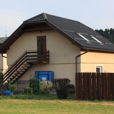 Apartman Pod Cernou Horou Rožnov pod Radhoštěm Kültér fotó