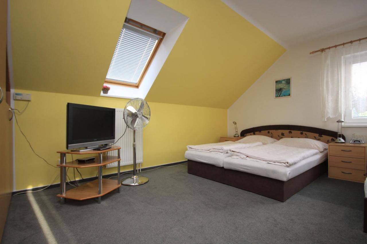 Apartman Pod Cernou Horou Rožnov pod Radhoštěm Kültér fotó