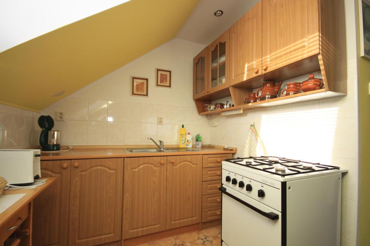 Apartman Pod Cernou Horou Apartman Rožnov pod Radhoštěm Kültér fotó