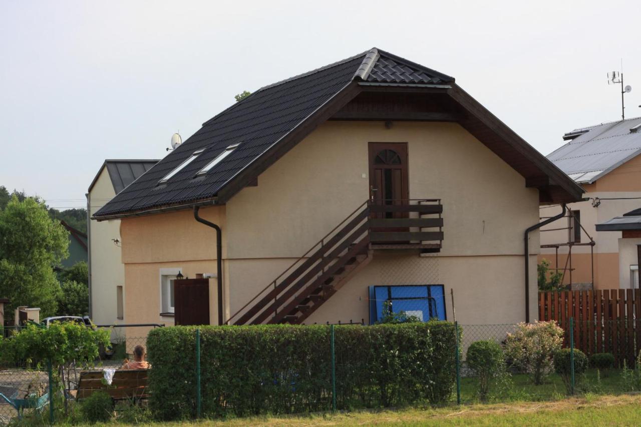 Apartman Pod Cernou Horou Rožnov pod Radhoštěm Kültér fotó